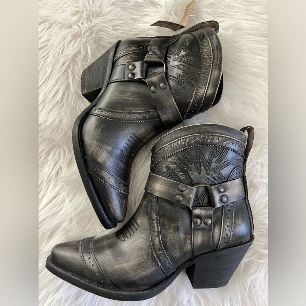 NIB Dingo Gummy Bear Harness Western Leather Booties Size 8